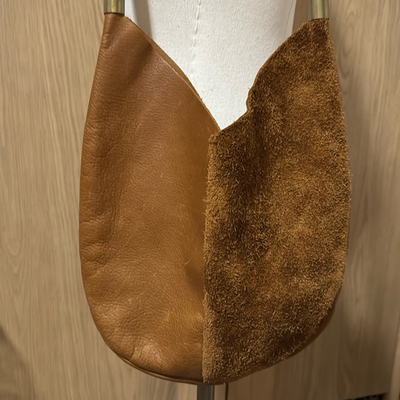 Wildwood Oyster Co. Mermaid Purse - Beach Nut Leather/Neon Orange Rope - Picture 2 of 10